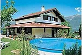 Alojamiento en casa particular Colico Italia